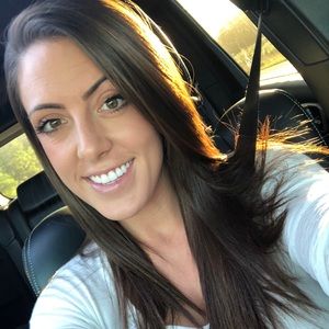 Meet your Posher, Rebecca